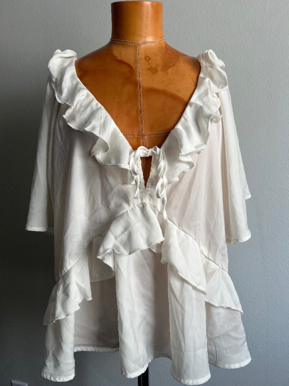 Old Navy Ruffle Tie-Back Top – White – XL